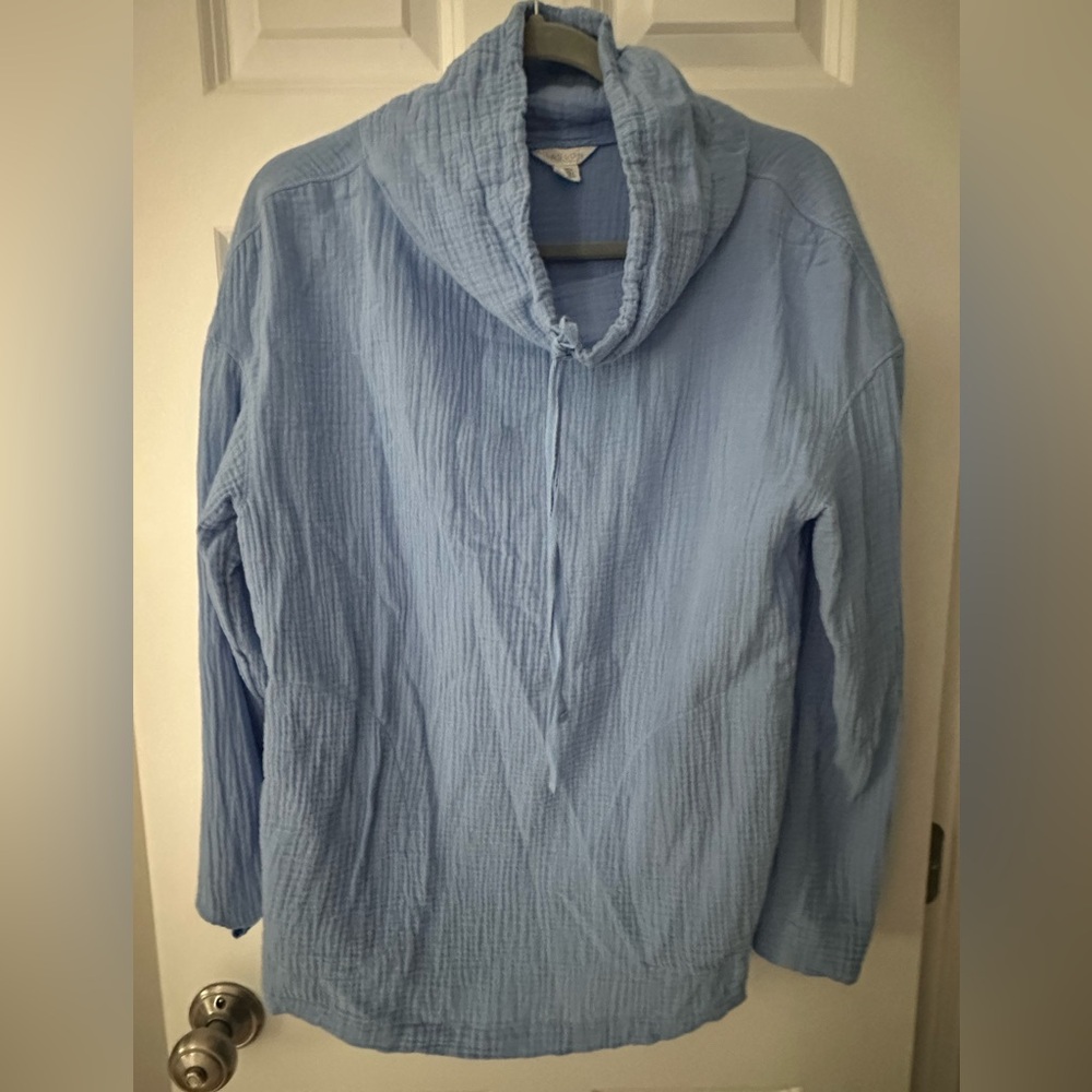 new, blue Carlson cotton top size S